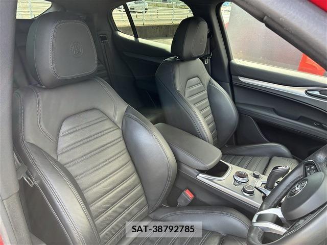 ALFA ROMEO STELVIO 2022-06 8625601-11