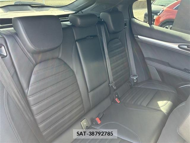 ALFA ROMEO STELVIO 2022-06 8625601-12