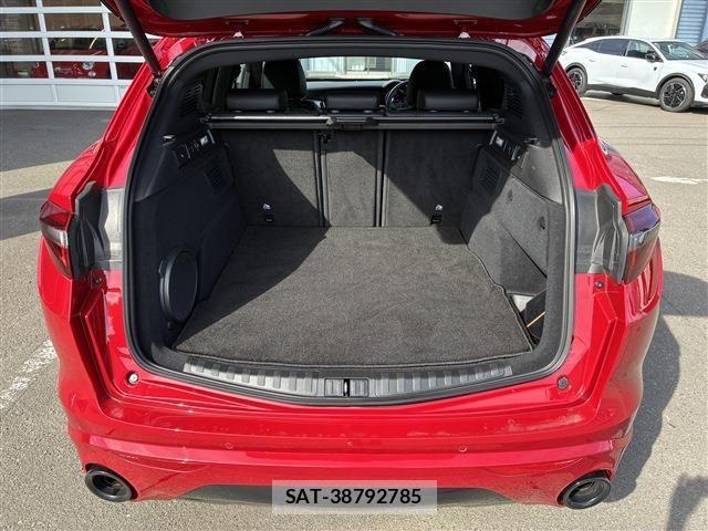 ALFA ROMEO STELVIO 2022-06 8625601-13