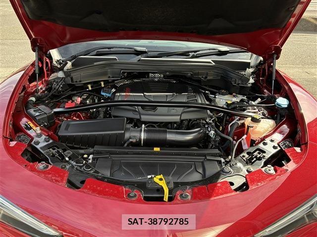 ALFA ROMEO STELVIO 2022-06 8625601-8