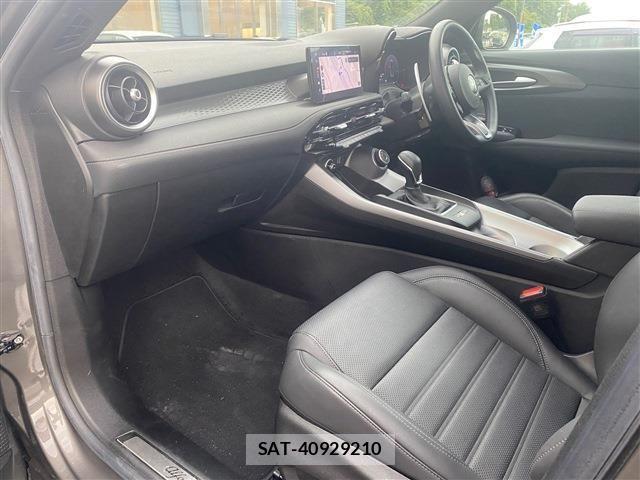 ALFA ROMEO Tonale 2023-03 1657087-14