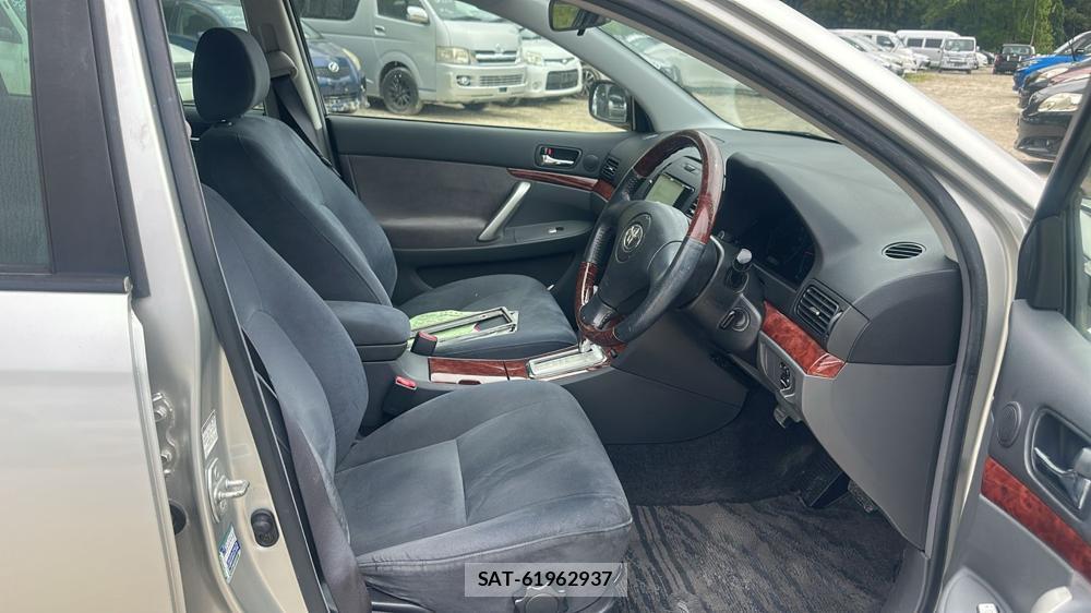 Toyota ALLION 2004-06 7367371-11