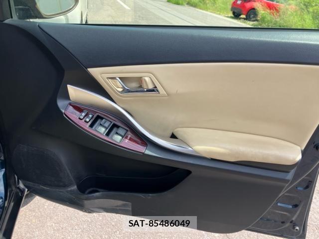 Toyota ALLION 2018-04 7614661-15