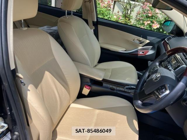 Toyota ALLION 2018-04 7614661-21