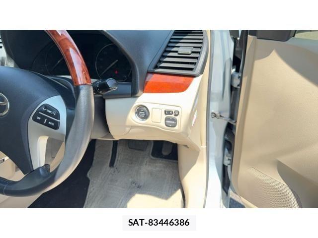 Toyota ALLION 2014-03 8371379-14