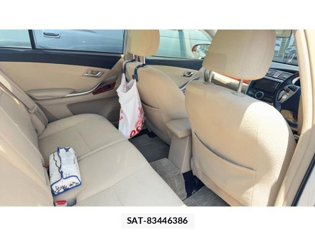 Toyota ALLION 2014-03 8371379-17