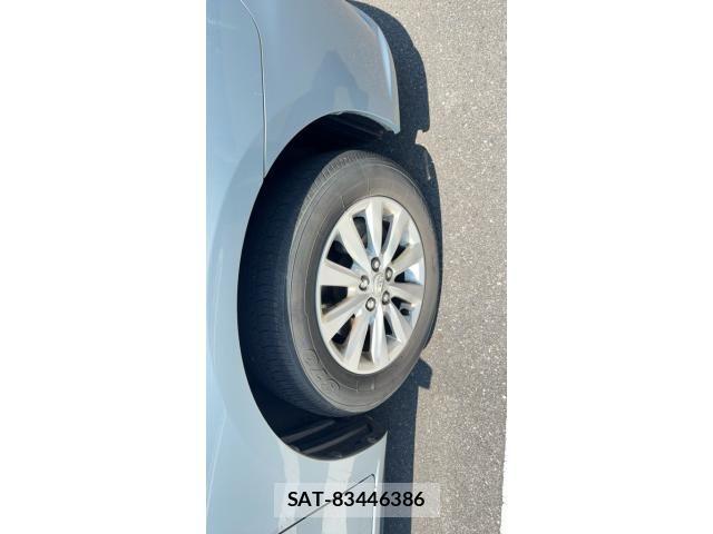 Toyota ALLION 2014-03 8371379-7