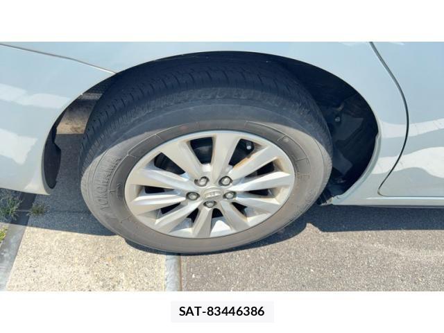 Toyota ALLION 2014-03 8371379-8