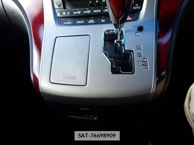 Toyota ALPHARD 2009-01 1310164-17