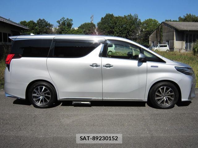 Toyota ALPHARD 2017-01 1353168-6