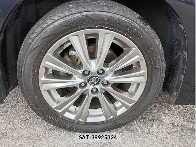 Toyota ALPHARD 2017-06 2005640-8