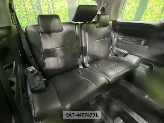 Toyota ALPHARD 2017-12 2957680-9