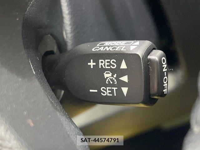 Toyota ALPHARD 2017-12 2957680-6