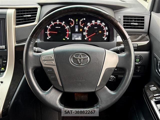 Toyota ALPHARD 2012-12 3370919-18