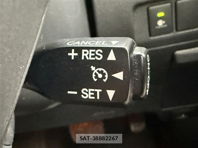 Toyota ALPHARD 2012-12 3370919-6