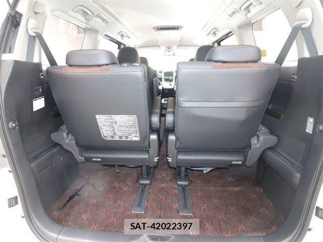 Toyota ALPHARD 2014-02 3658311-9