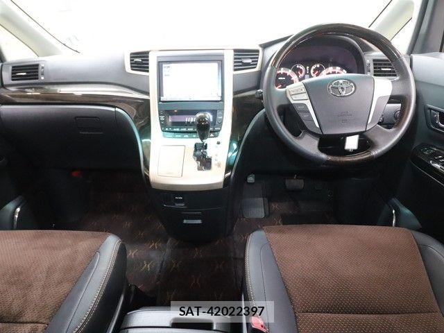 Toyota ALPHARD 2014-02 3658311-2