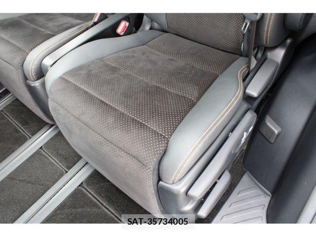 Toyota ALPHARD 2021-04 4037668-18