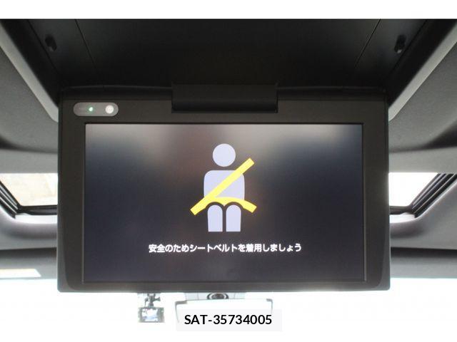 Toyota ALPHARD 2021-04 4037668-24