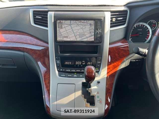 Toyota ALPHARD 2010-08 4319580-20