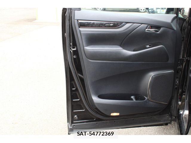 Toyota ALPHARD 2021-02 4369563-13