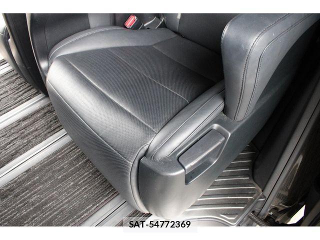 Toyota ALPHARD 2021-02 4369563-18