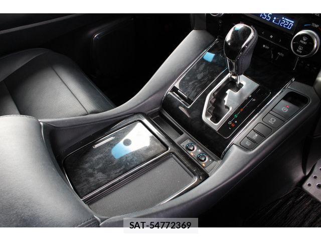 Toyota ALPHARD 2021-02 4369563-22