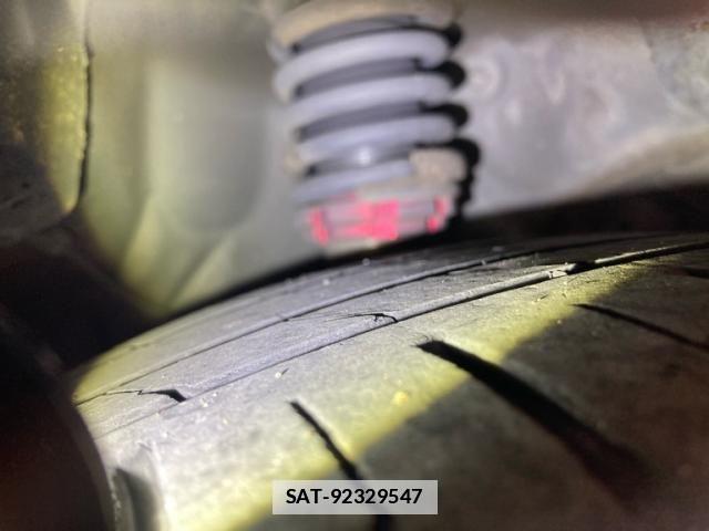 Toyota ALPHARD 2011-06 4391456-11