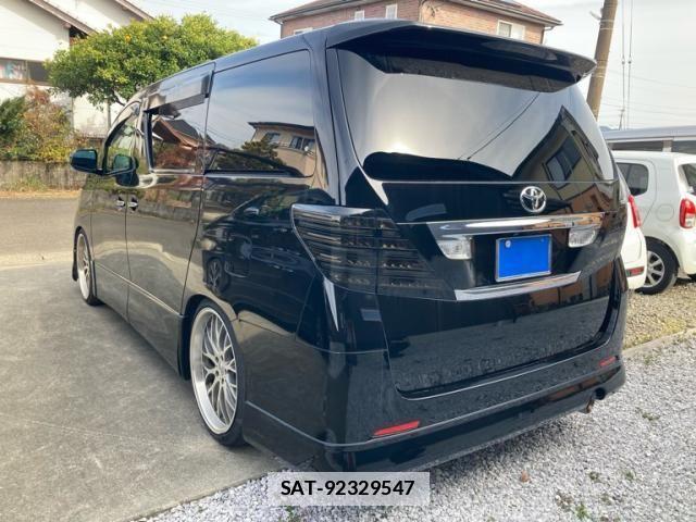 Toyota ALPHARD 2011-06 4391456-2
