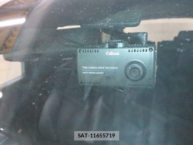 Toyota ALPHARD 2021-07 4585868-24
