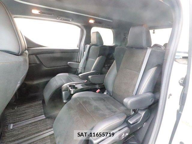 Toyota ALPHARD 2021-07 4585868-7