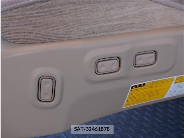 Toyota ALPHARD 2013-09 4750812-9