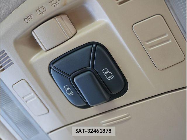 Toyota ALPHARD 2013-09 4750812-23