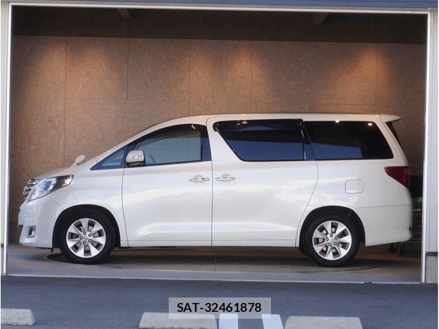 Toyota ALPHARD 2013-09 4750812-2