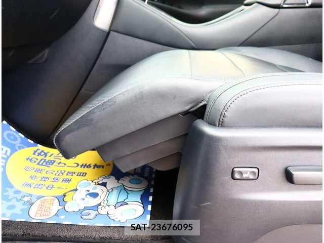 Toyota ALPHARD 2023-04 4926533-12