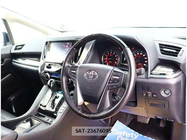 Toyota ALPHARD 2023-04 4926533-17