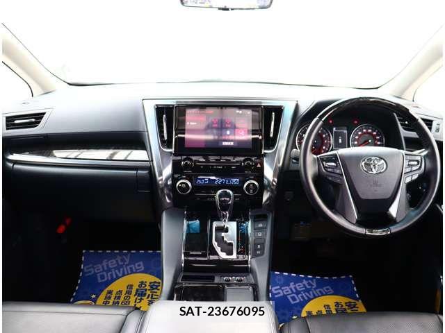Toyota ALPHARD 2023-04 4926533-1