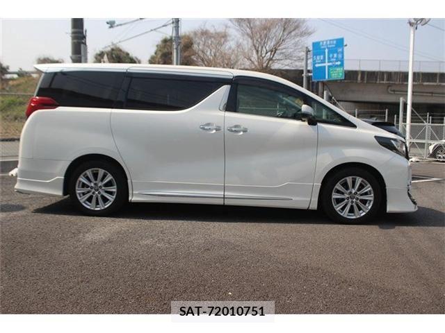 Toyota ALPHARD 2017-09 5859600-10