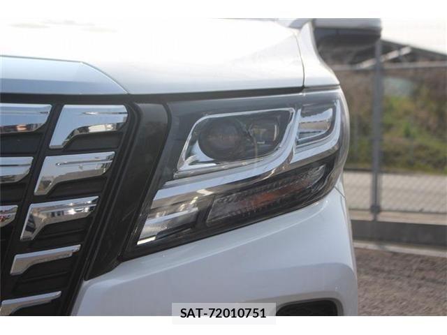 Toyota ALPHARD 2017-09 5859600-18