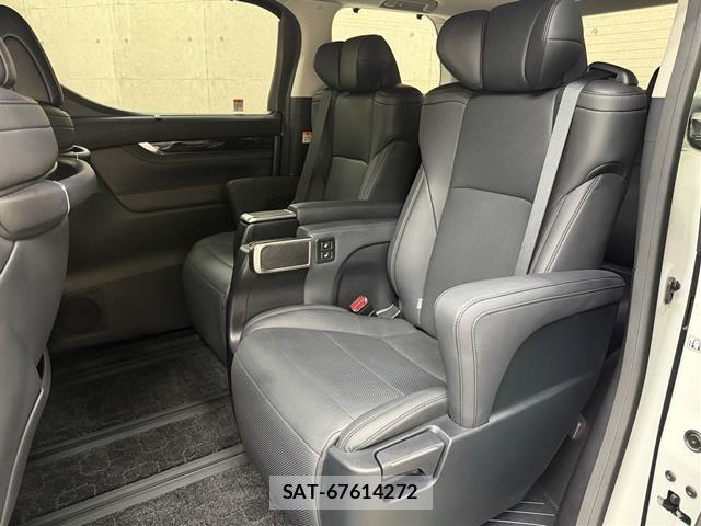 Toyota ALPHARD 2023-01 5859288-6