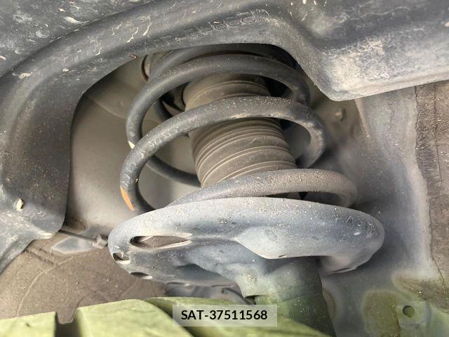 Toyota ALPHARD 2018-09 5859552-19