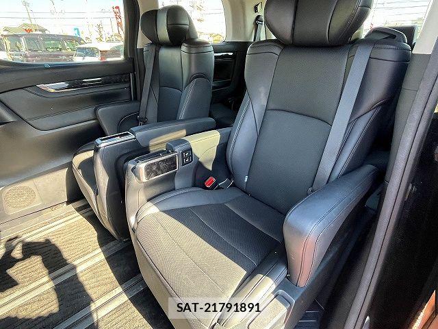 Toyota ALPHARD 2021-01 5859272-4