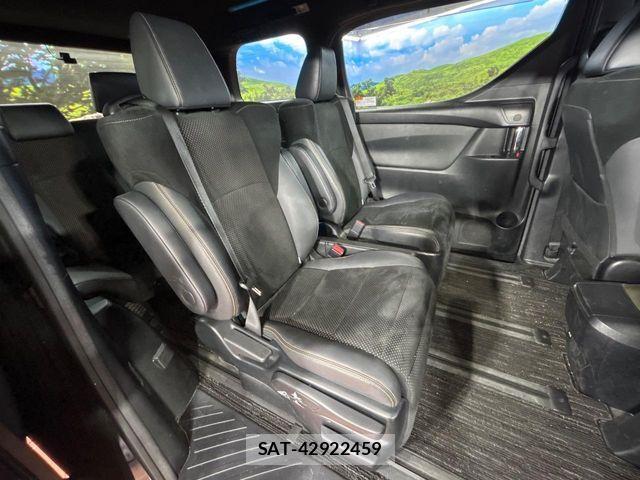 Toyota ALPHARD 2021-09 6008323-8