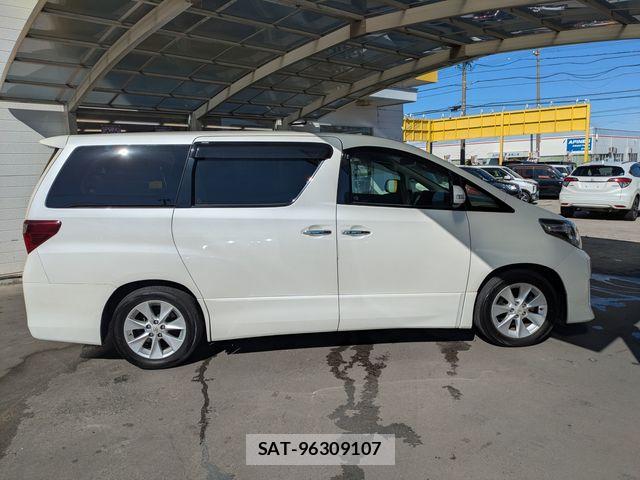 Toyota ALPHARD 2013-11 6008422-16