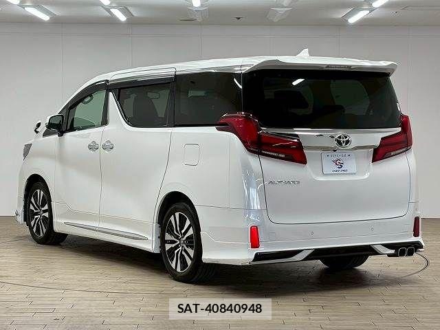 Toyota ALPHARD 2020-08 6210835-16