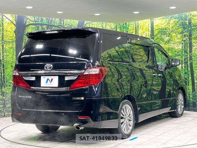Toyota ALPHARD 2014-10 6271110-17