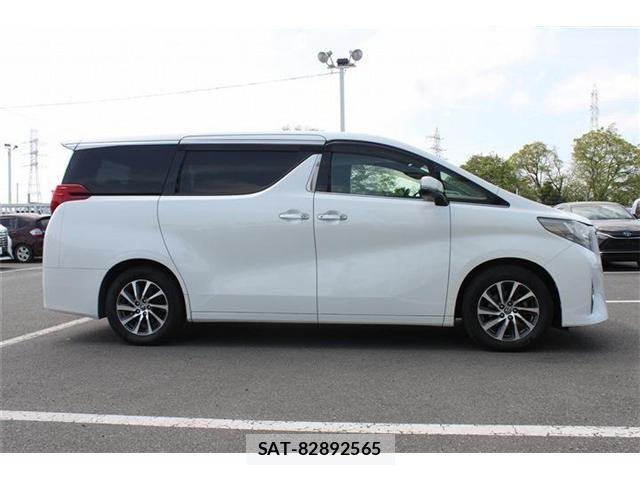 Toyota ALPHARD 2017-08 6271104-9