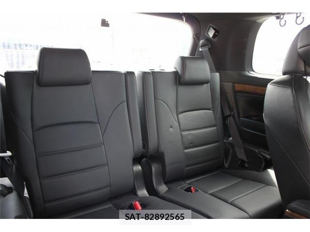 Toyota ALPHARD 2017-08 6271104-14
