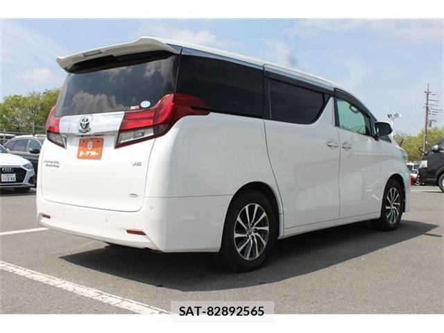 Toyota ALPHARD 2017-08 6271104-25