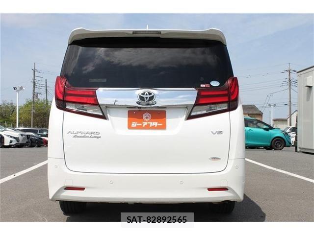 Toyota ALPHARD 2017-08 6271104-8